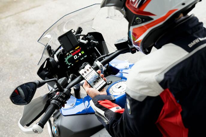 BMW Motorrad和Rever达到了100万联网用户