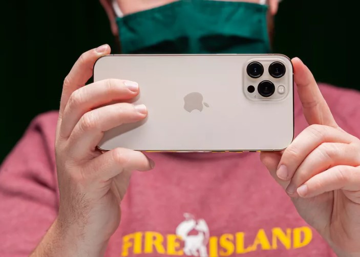 iOS 14点3将iPhone 12 Pro和Pro Max变成更好的相机