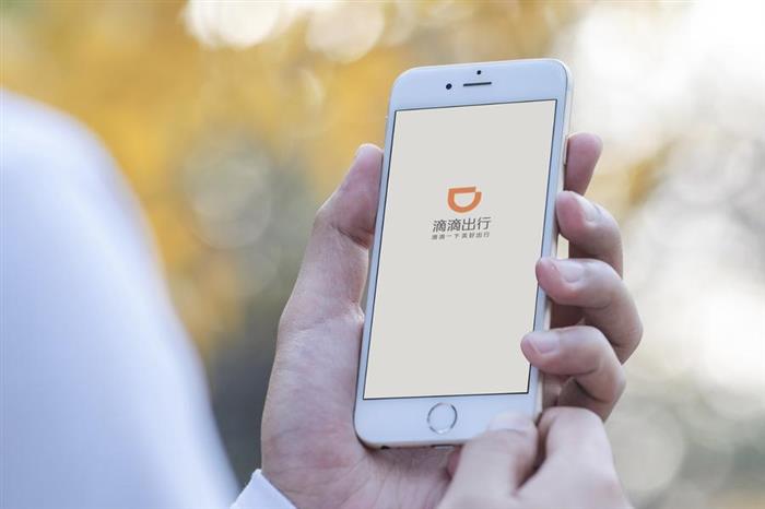 有网友提出司机或被自动驾驶取代的担忧