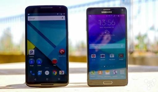 手机具有5.7英寸Super AMOLED QHD显示屏屏幕占手机的79%