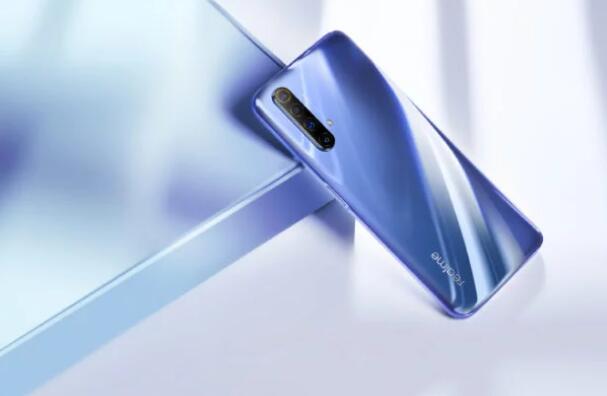 Realme X50完整规格价格出现在泄漏的规格表中