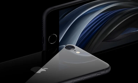 iPhone SE即将推出酷炫的新广告 其乐趣在于拆箱