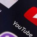 YouTube应用获得了Galaxy Z Flip的Flex模式支持