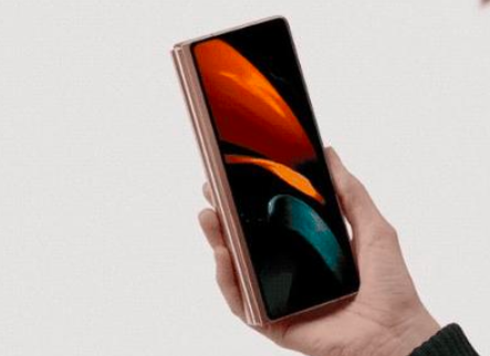 三星Galaxy Z Fold S可提供360度的铰链