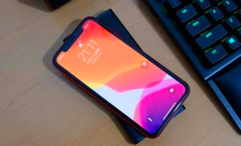苹果iPhone具备YouTube的画中画功能