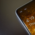 互联网分析：Android 11可让您在使用相机时取消通知  