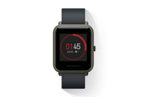 Amazfit Bip U智能手表有黑色，绿色和粉红色可供选择