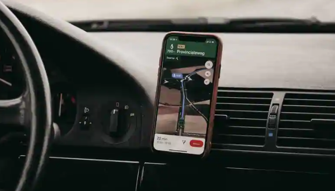 互联网分析：Google Maps：如何在不离开导航模式的情况下在路线中添加站点