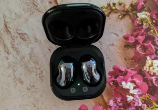 互联网分析：三星Galaxy Buds Live无线耳机评测：一切尽在掌握