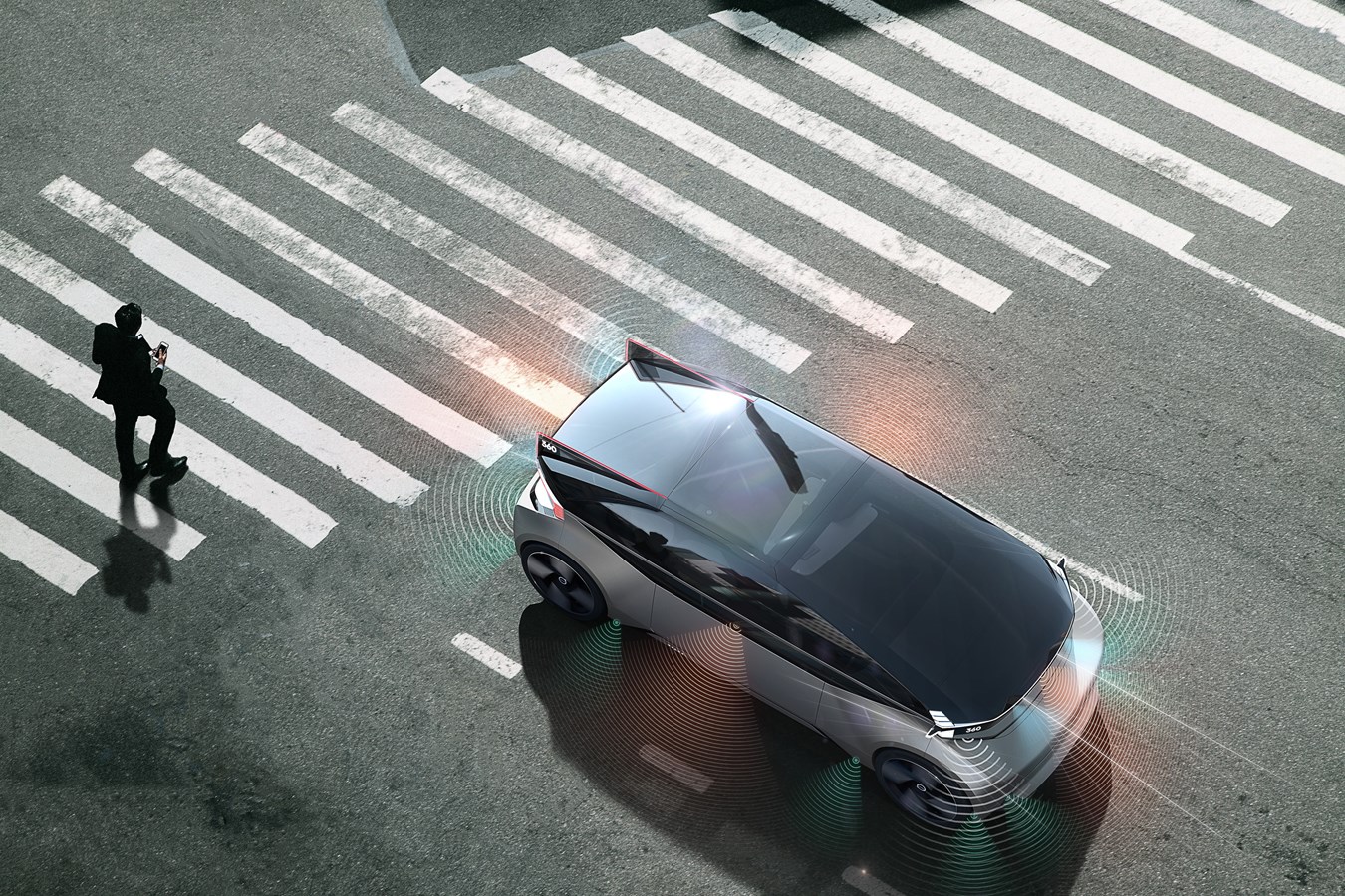 沃尔沃自动驾驶车利用声音和灯光与行人交流 艾特商业网