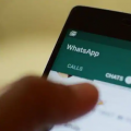适用于Android的WhatsApp beta 2.20.143暗示即将推出的多设备支持