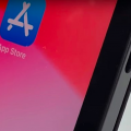 互联网分析：苹果可能会发布没有Lightning接口的iPad Air